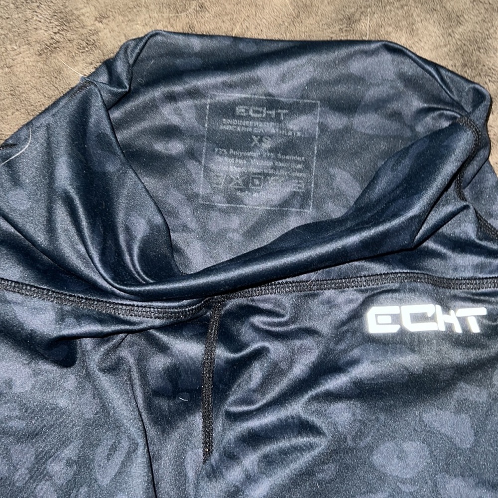 ECHT SHORTS - Picture 3 of 3
